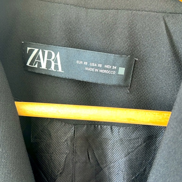 Zara Vest - Picture 2 of 3